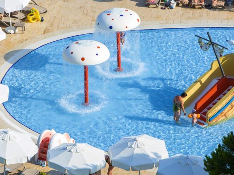 Bellis Deluxe Hotel  72424