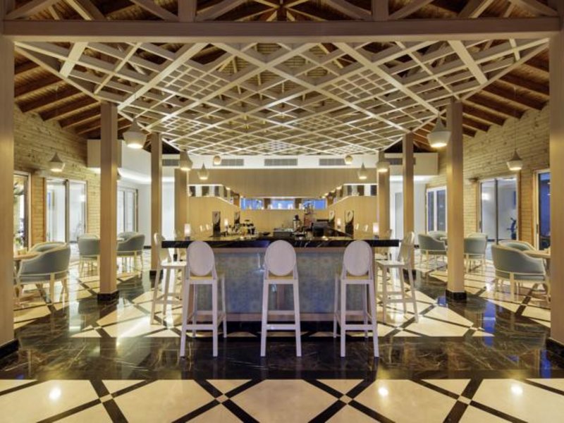 Bellis Deluxe Hotel  72441