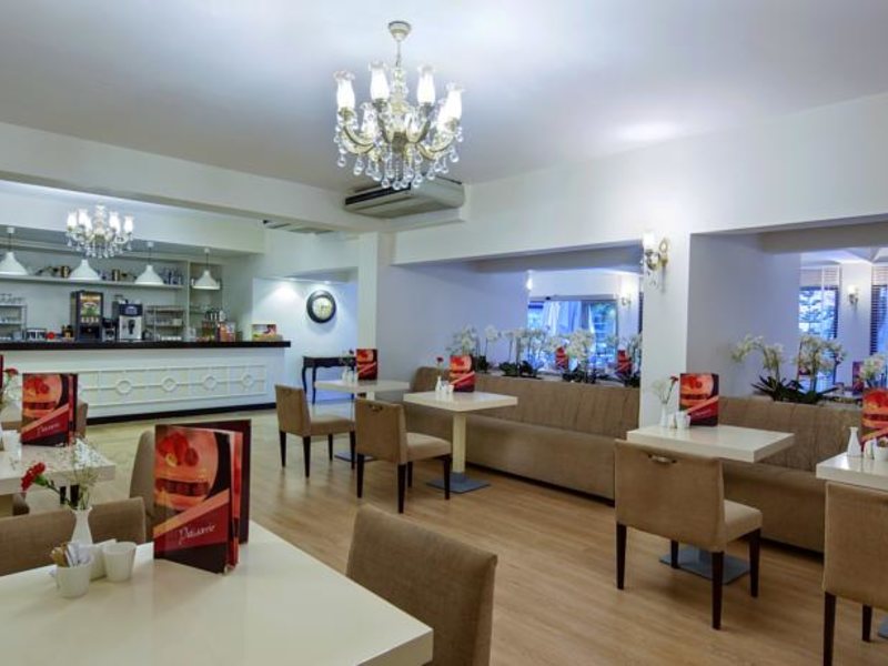 Bellis Deluxe Hotel  72443