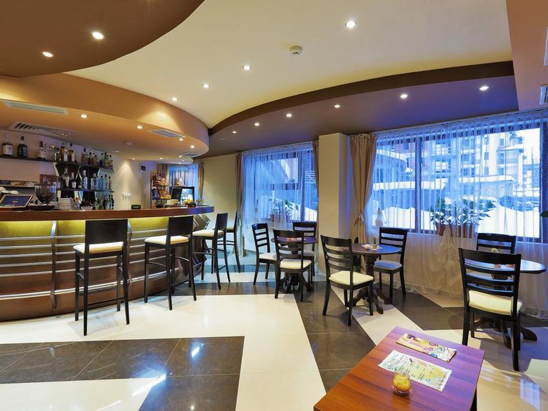 Belmont Hotel 231337