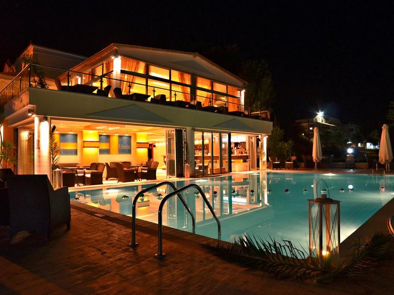 Belussi Beach 305550