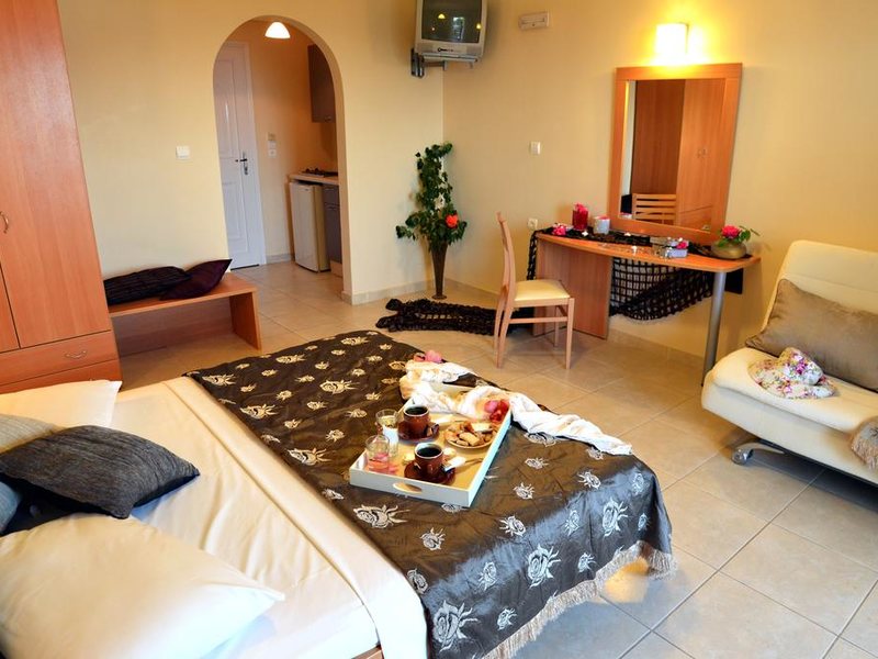 Belussi Beach 305558