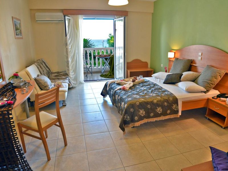 Belussi Beach 305561