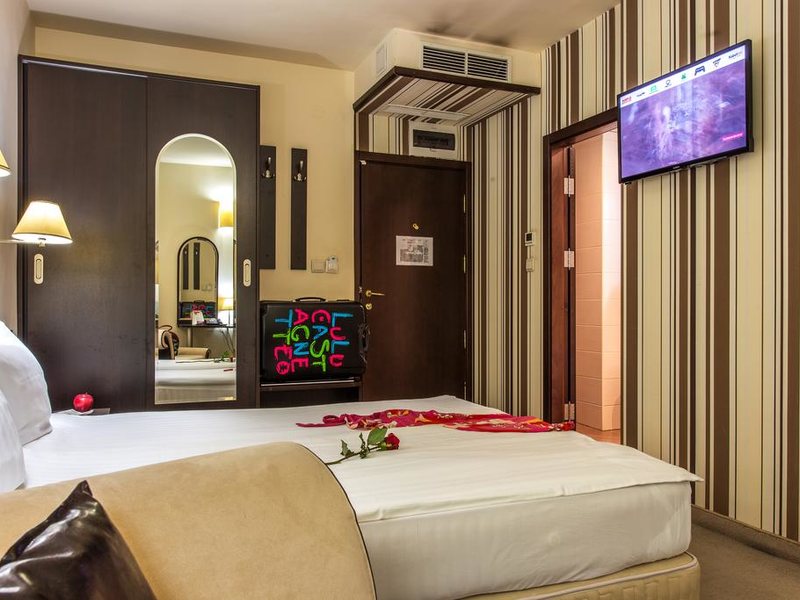 Best Western Art Plaza 208663