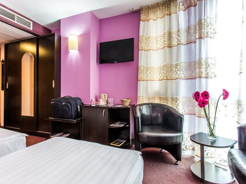 Best Western Art Plaza 208680