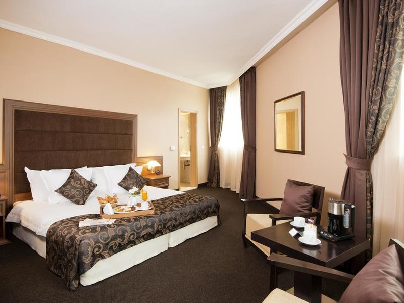 Best Western Expo Hotel 208692