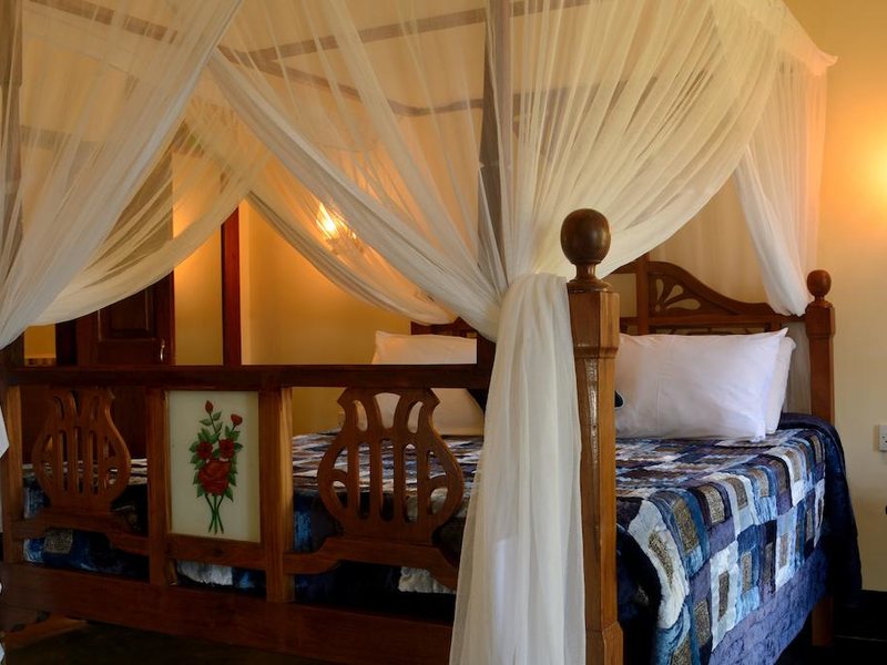 Beyt Al Salaam 198872