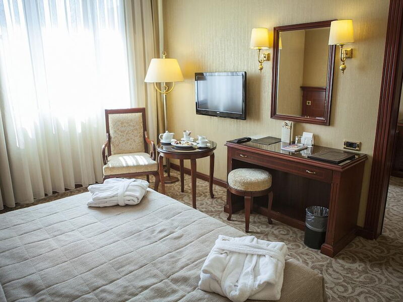 Bilek Hotel Istanbul 240513