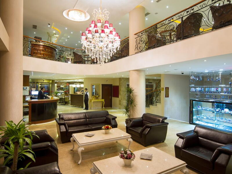 Black Bird Hotel 182792