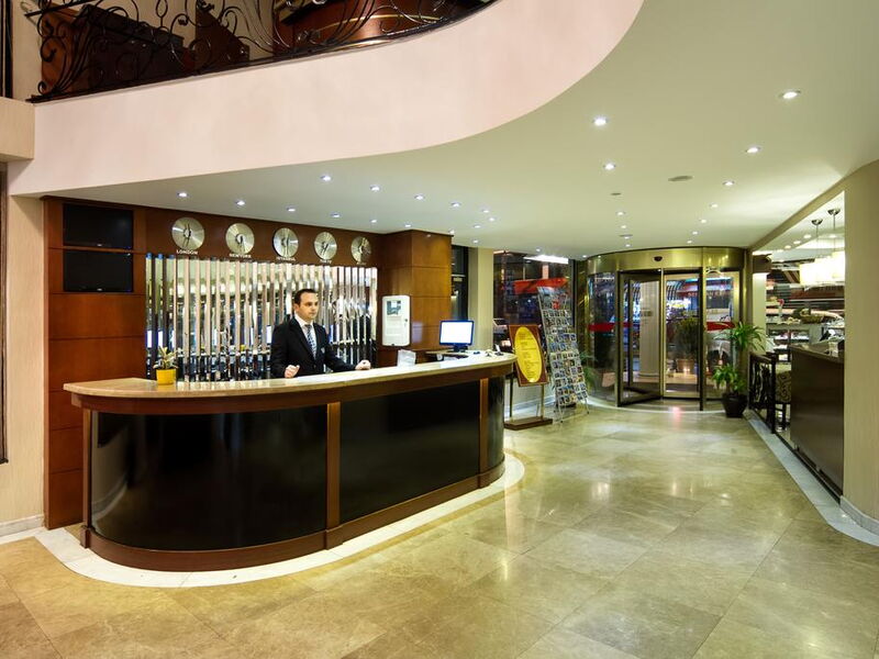 Black Bird Hotel 182799