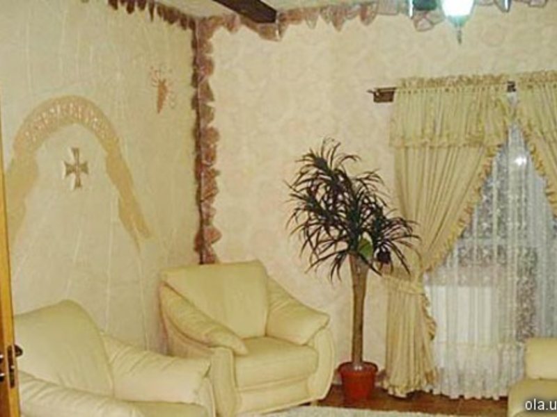 Black Castle Hotel 12234