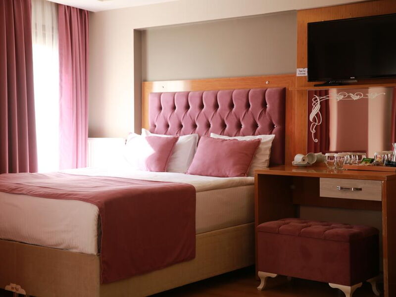 Black Tulip Hotel 240565