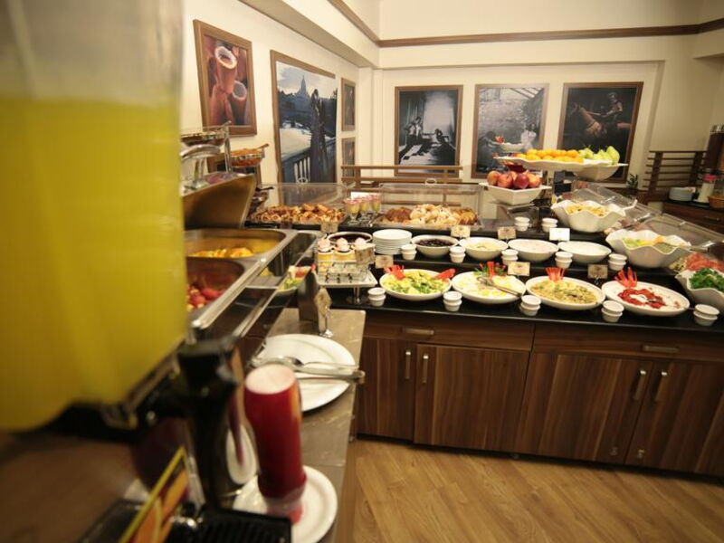 Black Tulip Hotel 240566