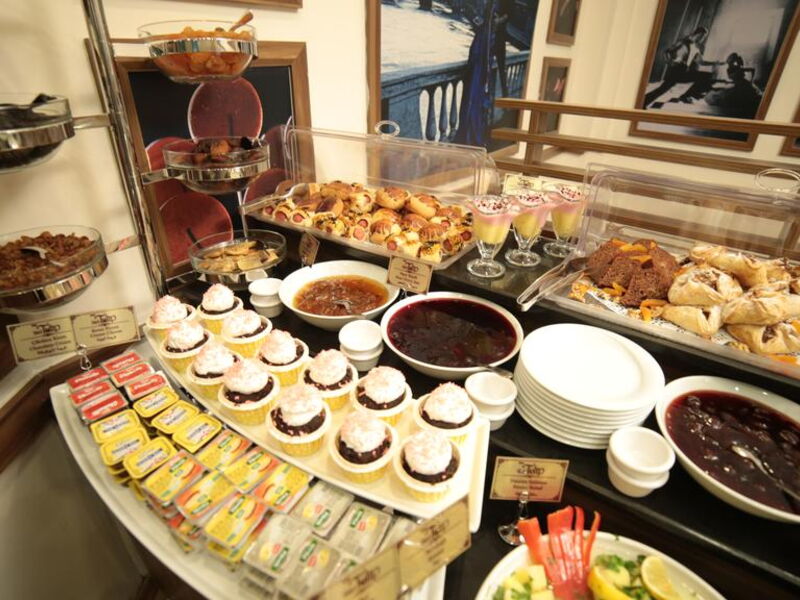 Black Tulip Hotel 240567