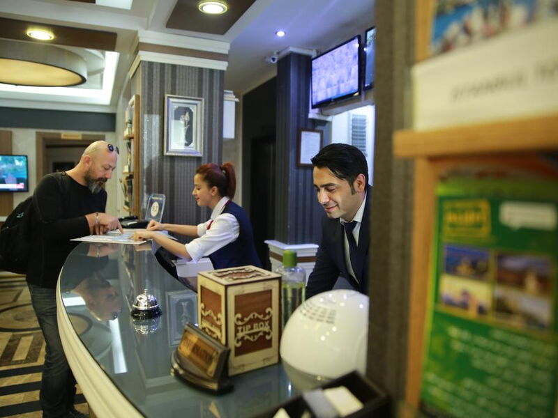 Black Tulip Hotel 240576