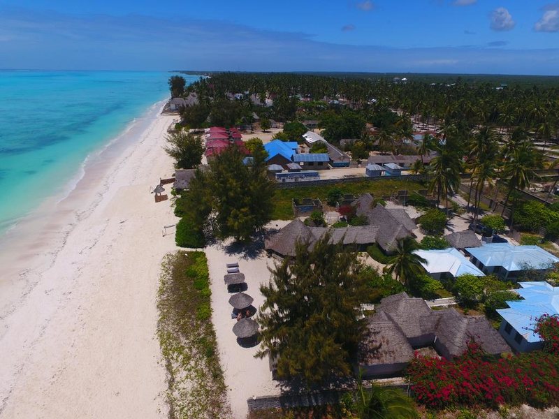 Bliss Beach Lodge 198905