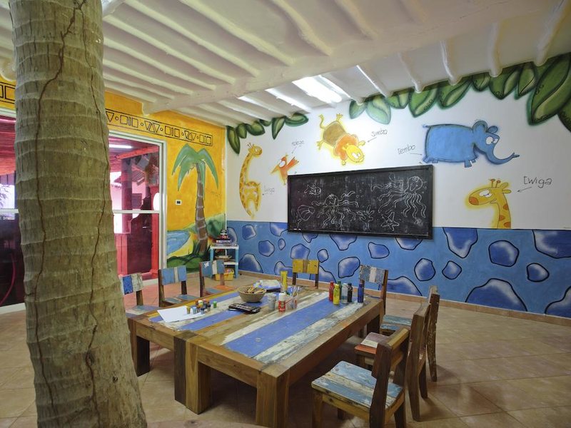 Blue Bay Beach Resorts 198909