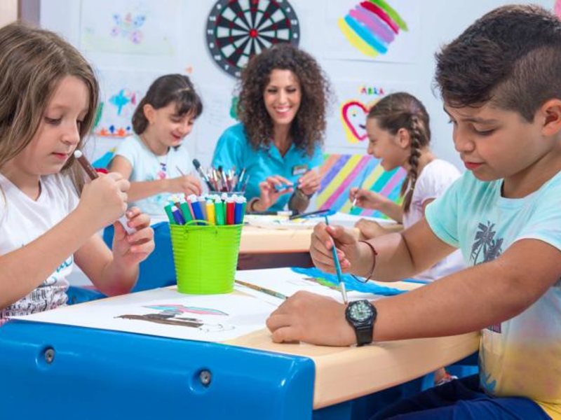 Blue Bay Resort & Spa 98250