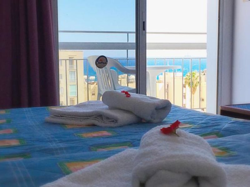 Blue Crane Apts 81672