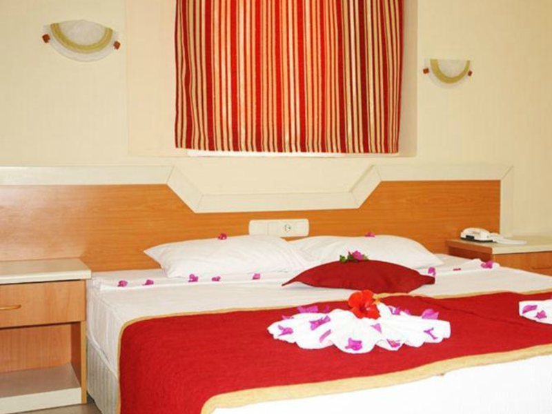 Blue Green Hotel (ex 61192