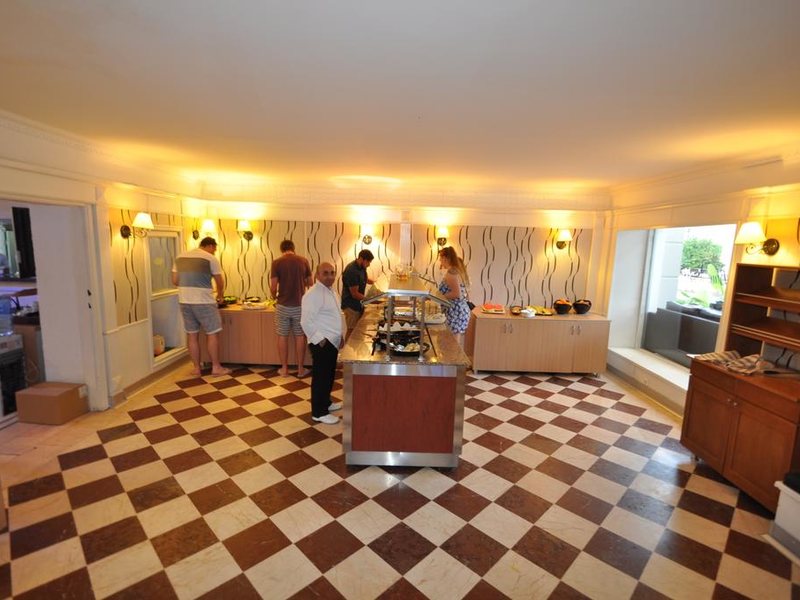 Blue Lagoon Hotel 180347