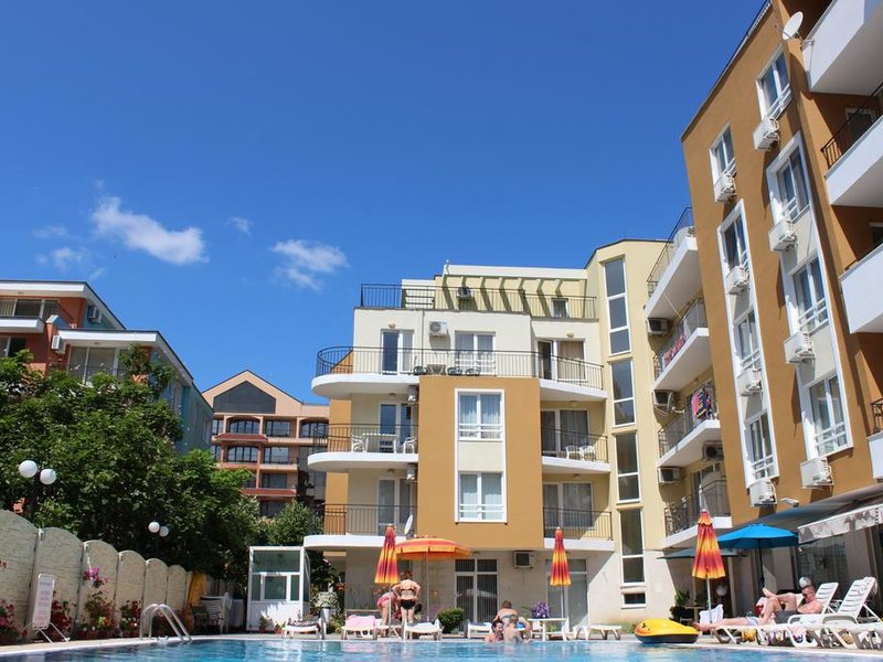 Blue Marine Aparthotel 236353