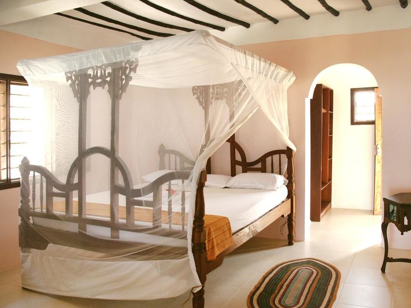 Blue Oyster Hotel  201385