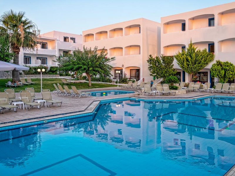 Blue Resort Hotel 285577