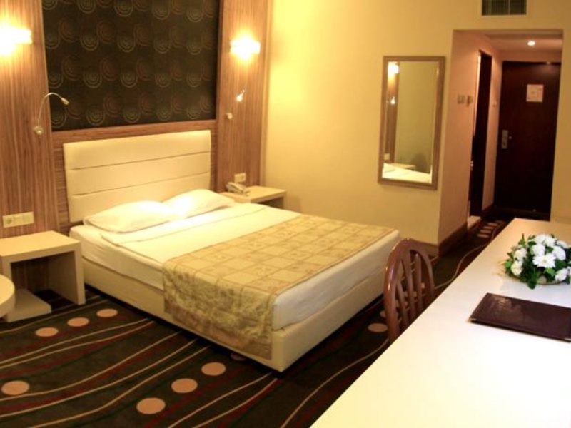 Blue Vista Hill Hotel (ех 60543