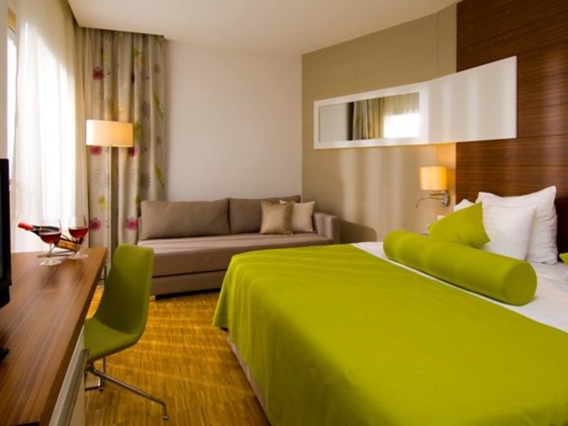 Blue Waters Club  39551