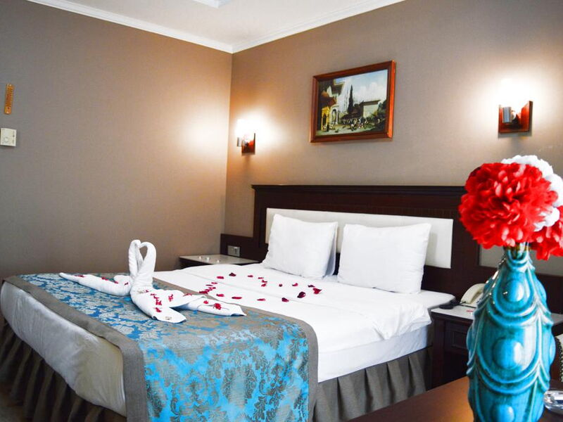Blue World Hotel  184432