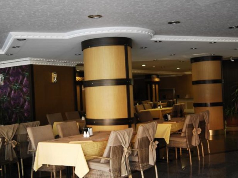 Bonapart Sealine Hotel  71347