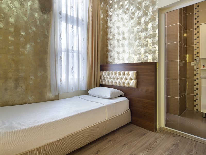 Bonn Beach Hotel By RRH&R  182813