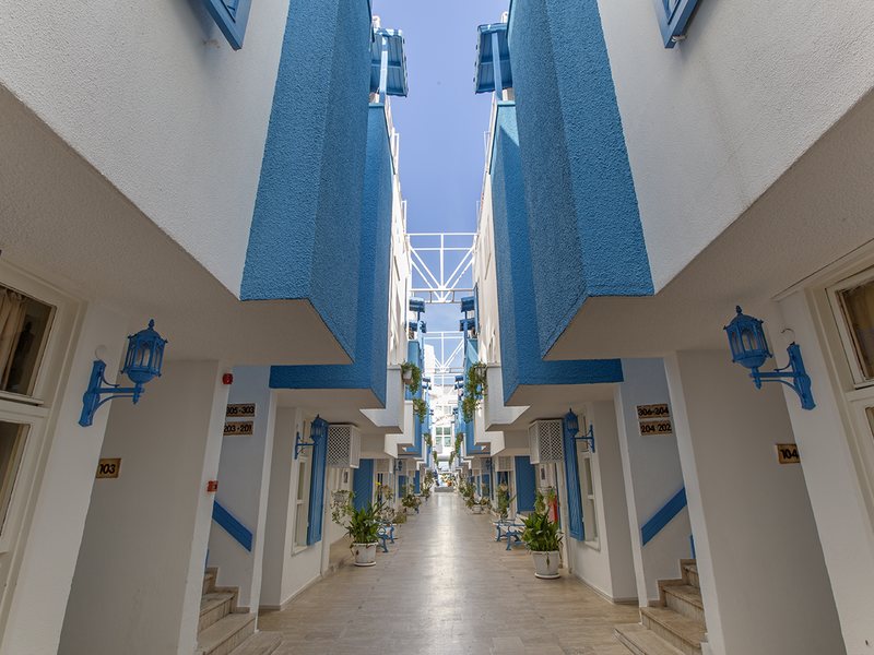 Bonn Beach Hotel By RRH&R  182816