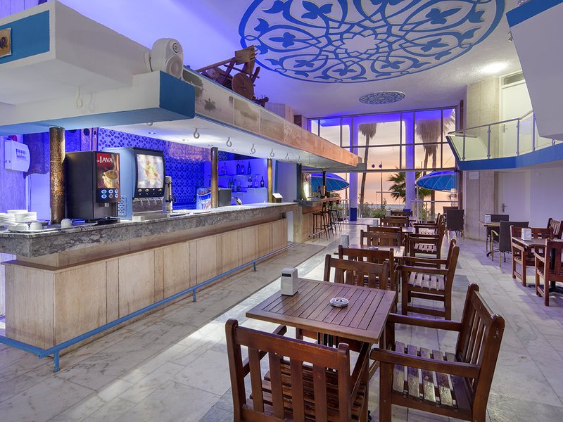 Bonn Beach Hotel By RRH&R  182822