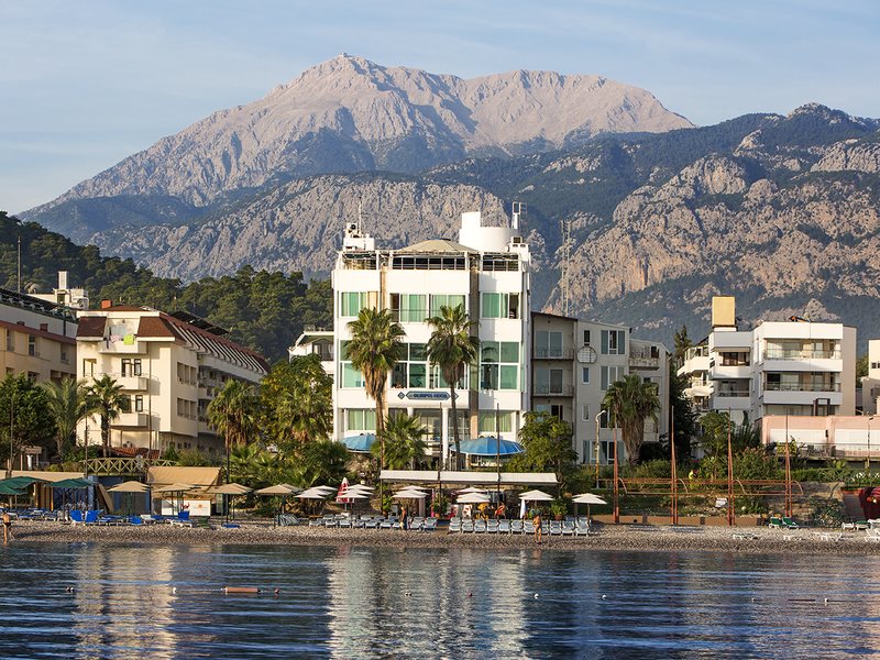 Bonn Beach Hotel By RRH&R  182824