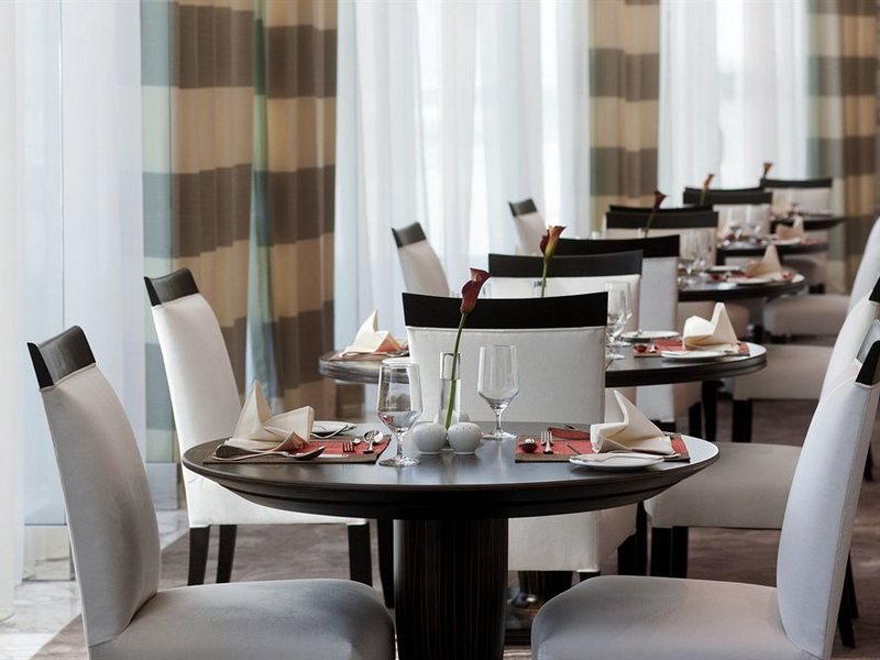 Bonnington Jumeirah Lakes Towers 45607