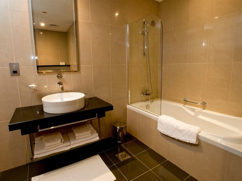 Bonnington Jumeirah Lakes Towers 45618