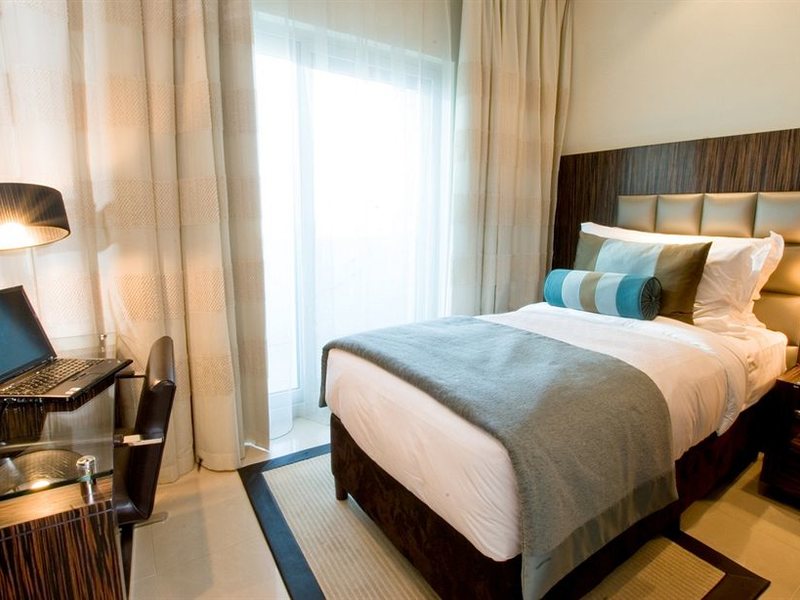 Bonnington Jumeirah Lakes Towers 45627