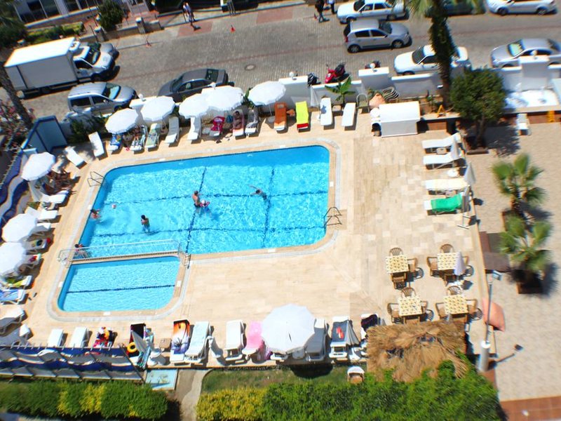 Bora Bora Boutique Hotel 190000