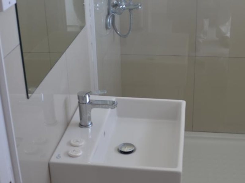 Boronia Hotel Apts 80679