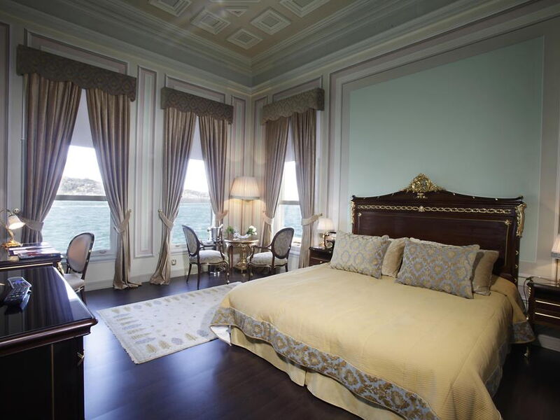 Bosphorus Palace Hotel  184480
