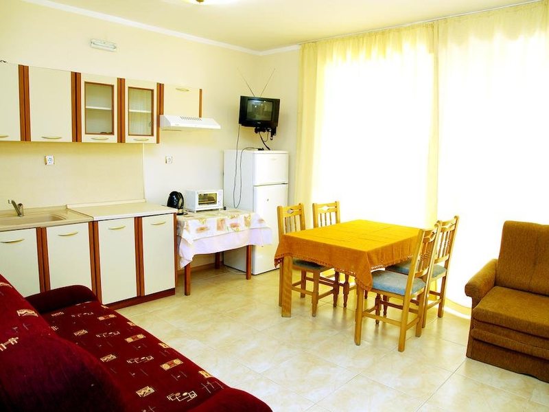 Boston Guest House & Apartment 309870