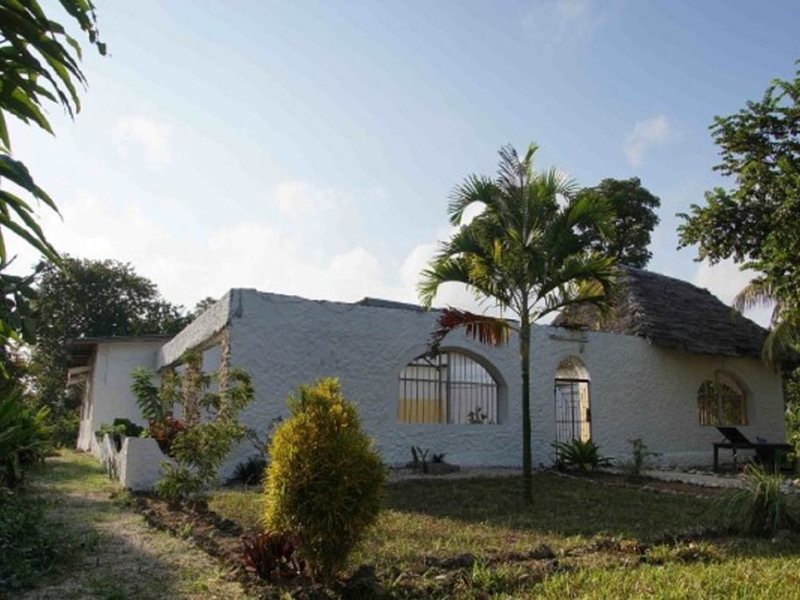 Botanic Country House 201410