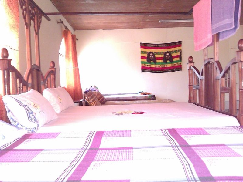 Botanic Country House 201413