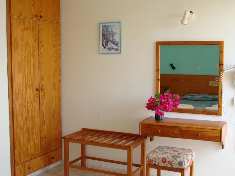 Bougainvillea Apartments 204758