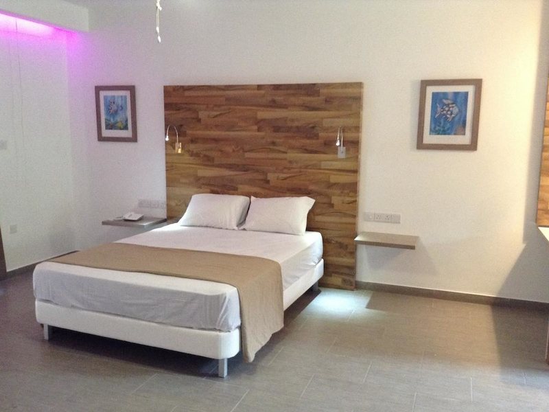 Bougainvillea Apartments 204765