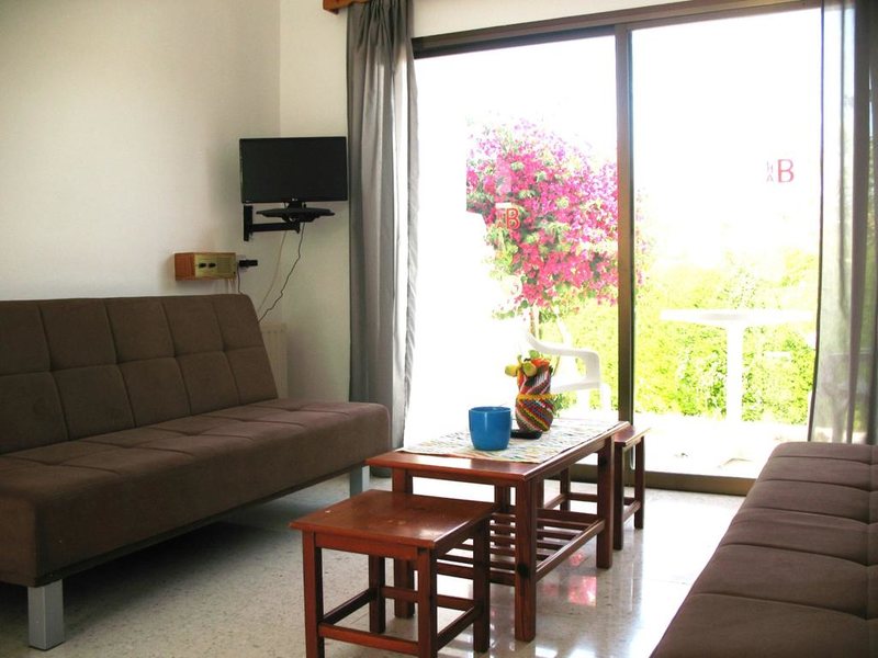 Bougainvillea Apartments 204773