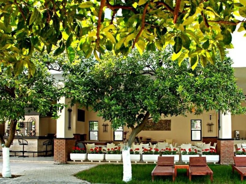 Boulevard Hotel 281379