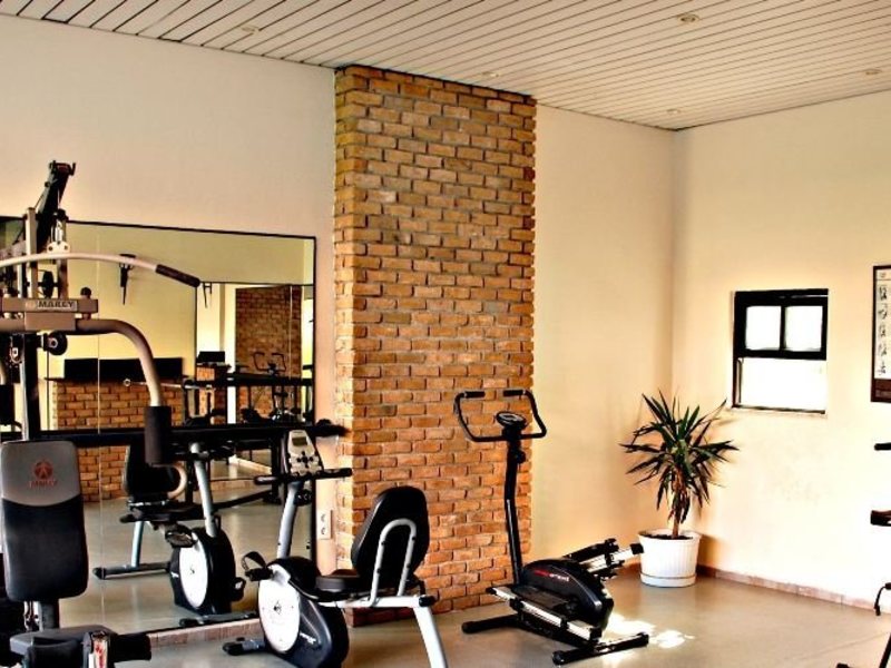 Boulevard Hotel 281381